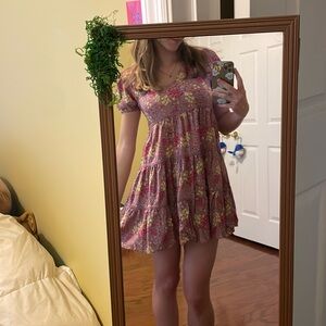Cute Target summer dress. Flowery and lightweight perfect for any occasion.